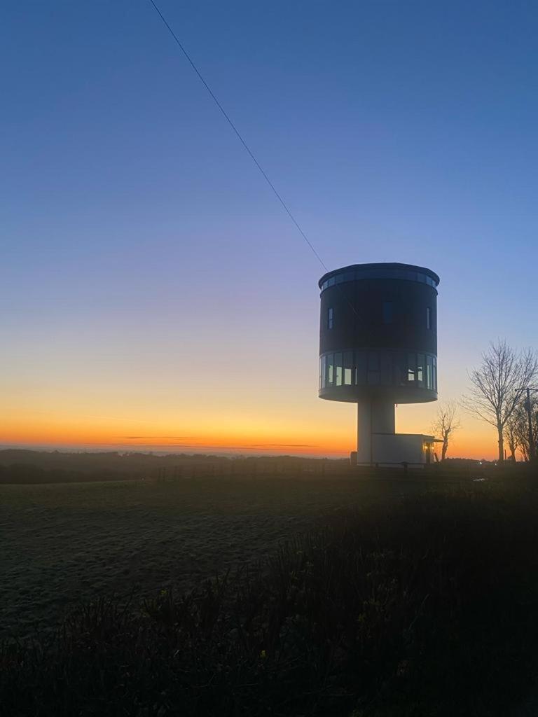 Luxury Converted Water Tower In Yorkshire Holiday home