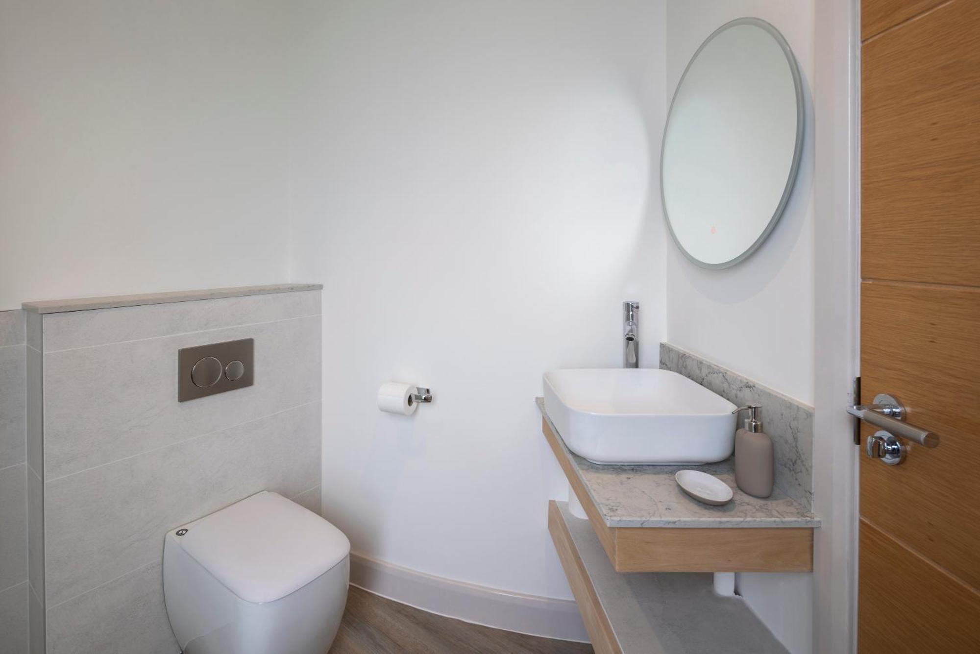 Luxury Converted Water Tower In Yorkshire * Emley